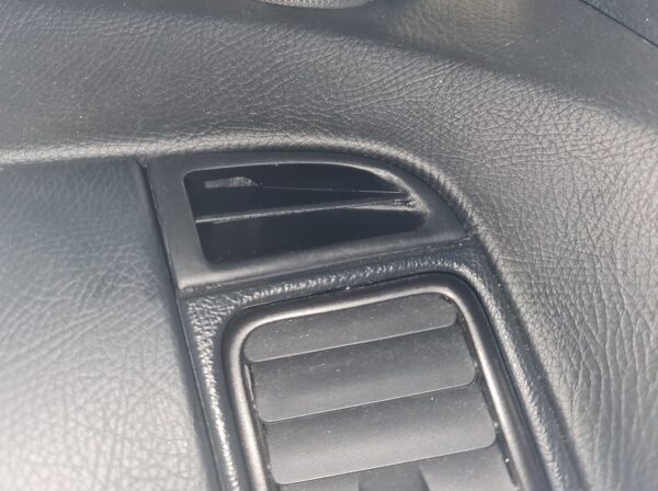 Toyota Supra MKIV 93-98 LHD & RHD Passenger Defroster Nozzle – Bild 5
